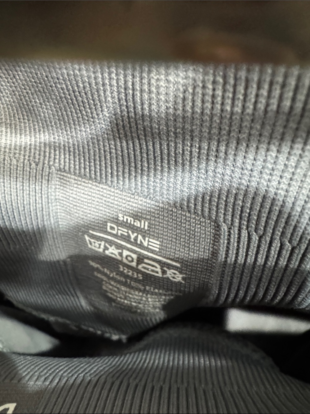 Gray DFYNE Performance Leggings - Picture 4 of 5